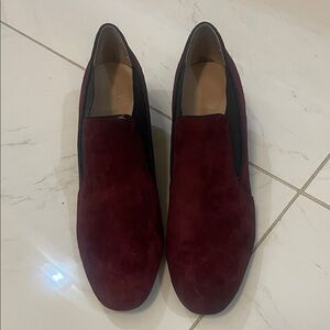 Franco Sarto  Burgundy Suede Loafers Heels Sz 8.5 (40)